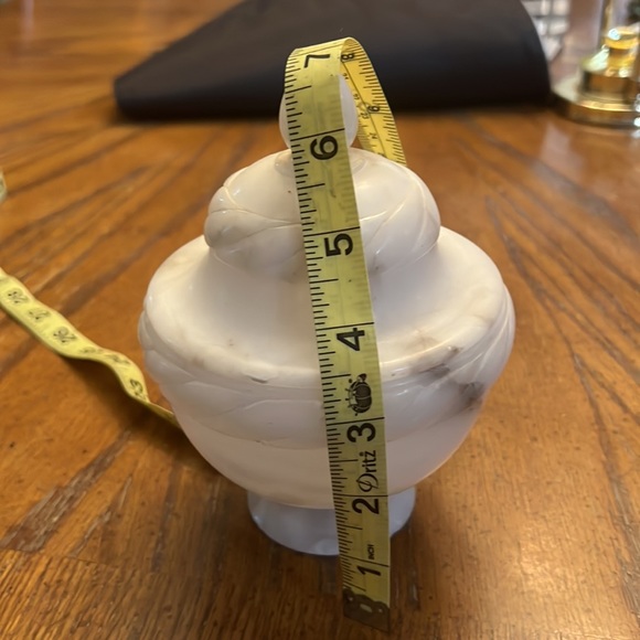 Vintage marble canister, vintage marble leaf trinkets - Picture 5 of 7